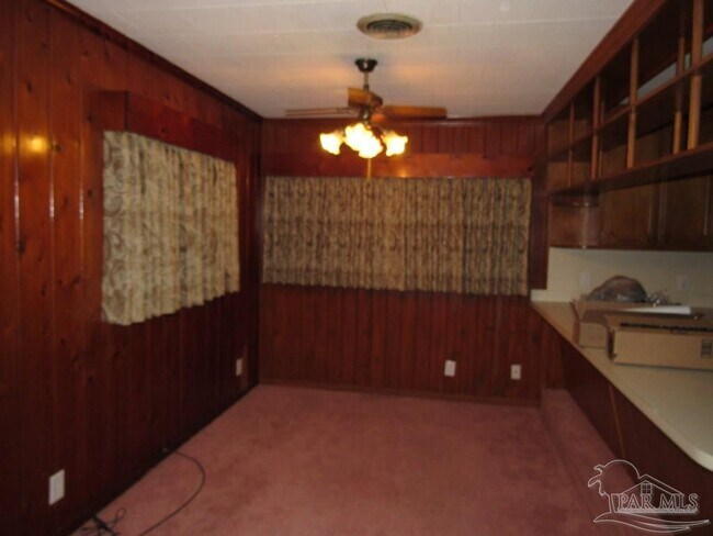 Building Photo - 35 Patton Dr