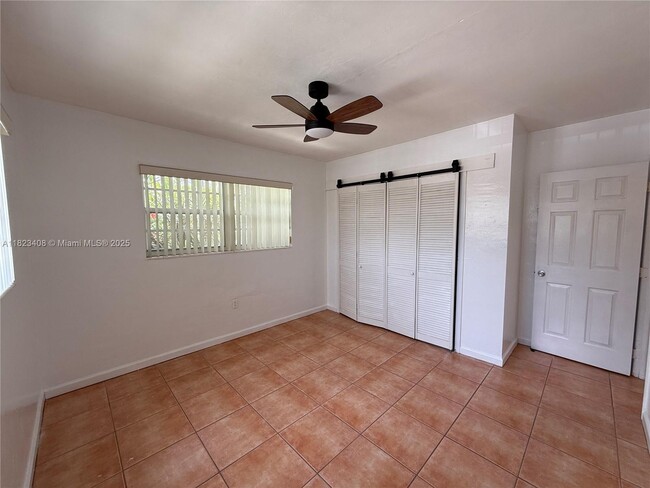 Foto del edificio - 3223 SW 91 Ave