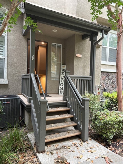Foto principal - 7 Burlingame Ln