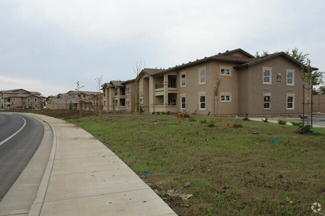 Foto del edificio - Lincoln Creek