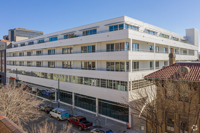 Foto del edificio - The Garage - Multi-Family