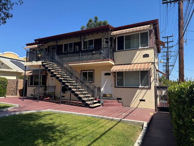 Foto del edificio - 1010 Thompson Ave