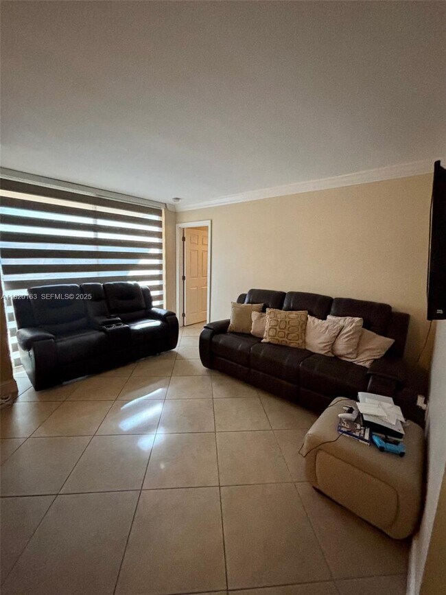 Foto del edificio - 11750 SW 18th St