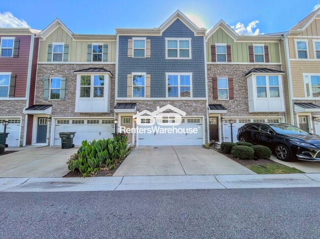 Building Photo - 943 Centurion Cir