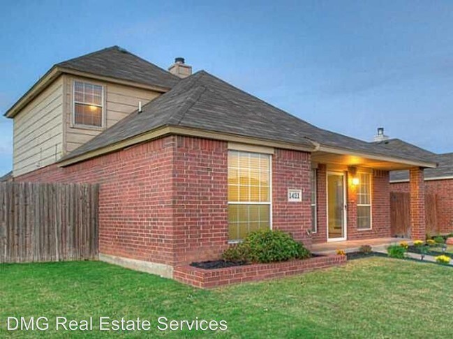 Foto del edificio - 3 br, 2 bath House - 1421 SW 24th Ave.