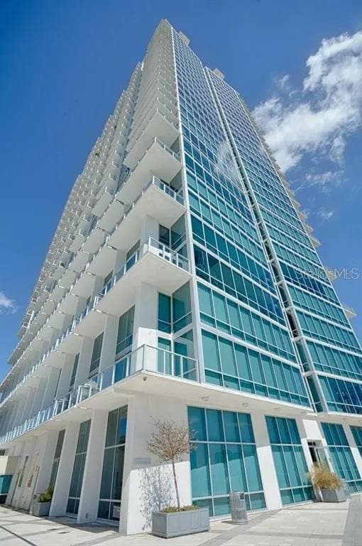 Foto del edificio - 150 E Robinson St