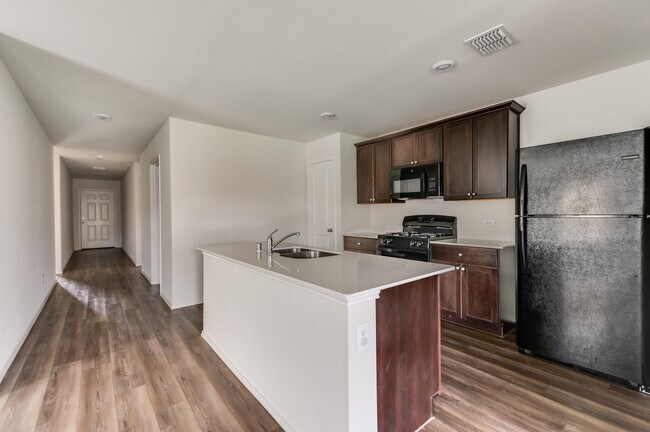 Building Photo - 1801 Avery Pointe Dr