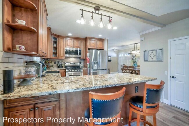 Foto del edificio - 3 br, 2 bath House - 1210 San Miguel St