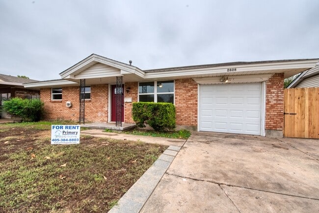 Building Photo - 2828 SW 83rd St