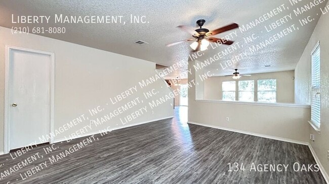 Building Photo - 134 Agency Oaks