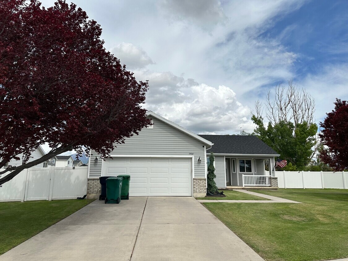 5464 S 4025 W, Roy, UT 84067 House Rental in Roy, UT
