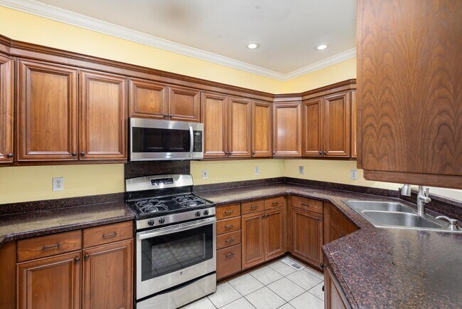Foto del edificio - 1610 Elkhart Cir