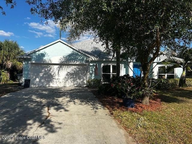 Foto principal - 8426 102nd Ct