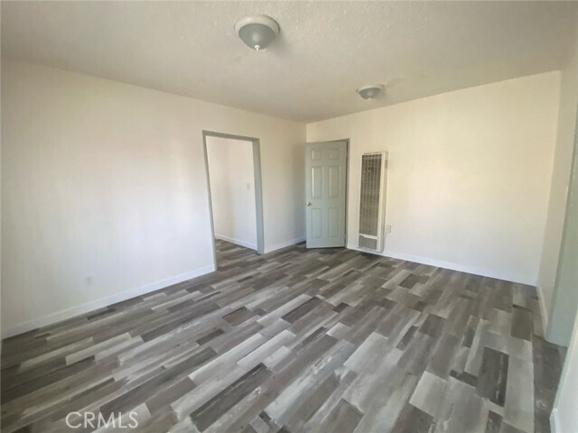 Foto del edificio - 118 E Gardena Blvd