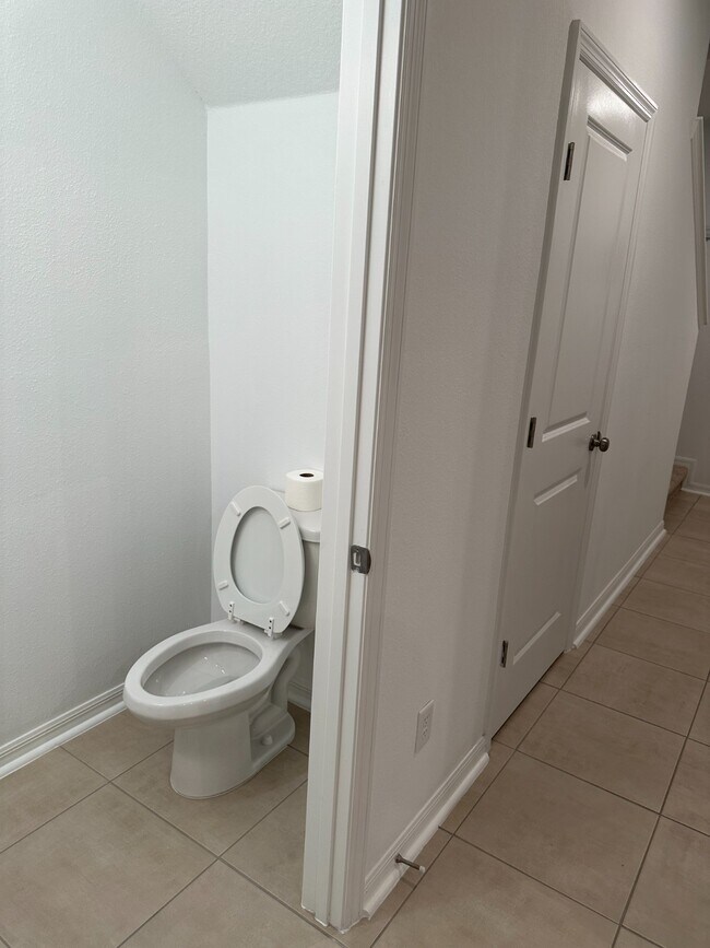 Foto del edificio - 13132 Annies Walk Dr