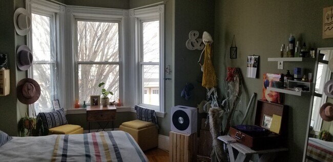 Building Photo - 44 Berkeley St