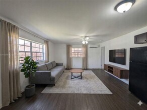 Building Photo - 232 SW 23rd St