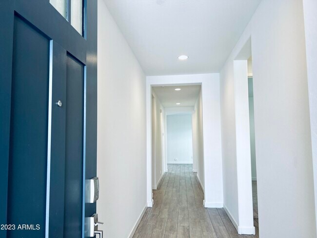 Foto del edificio - 1659 W Paseo Way