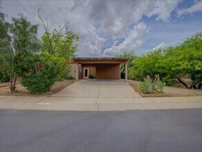 Building Photo - 3213 W Northstar Dr