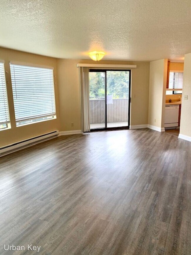 Building Photo - 432 Ambaum Blvd SW