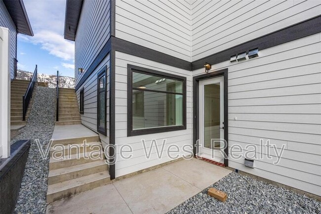 Building Photo - 2507 Pinnacle Rdg Dr