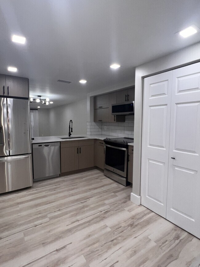 Foto del edificio - 4746 NW 89th Ave