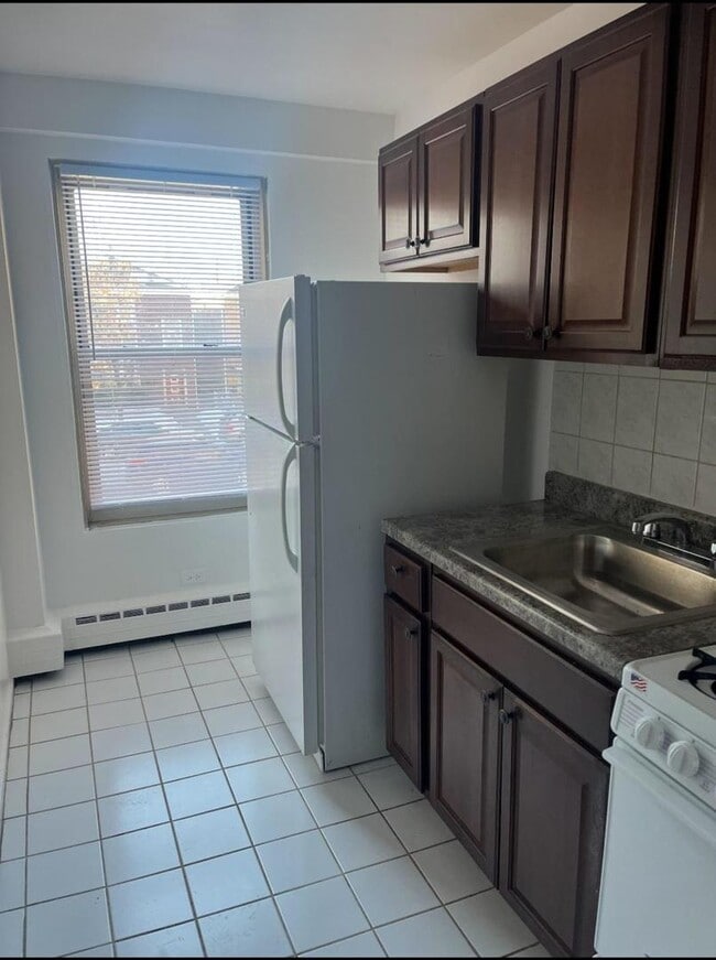 Foto del edificio - 2620 W Berwyn Ave