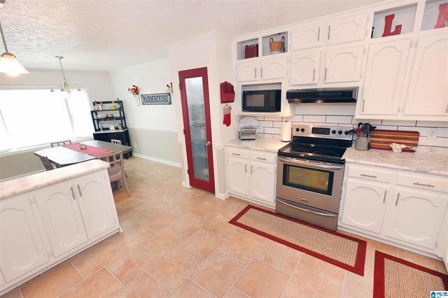 Building Photo - 1620 Mountain Oak Dr