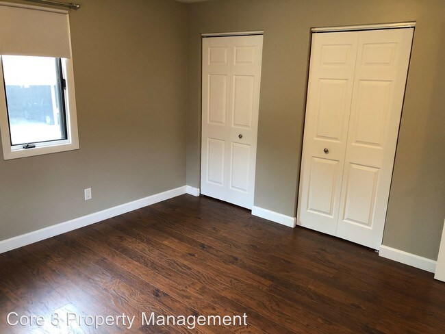 Building Photo - 2 br, 1 bath House - 7 Willedrob Unit 2B