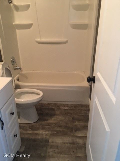 Building Photo - 2 br, 1 bath Apartment - 1501 Monument Blvd