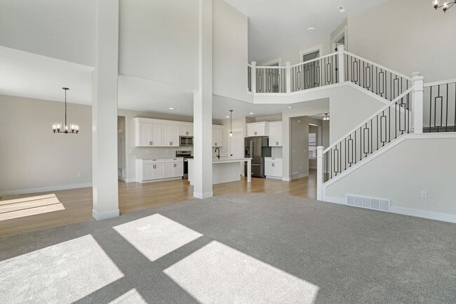 Building Photo - Pet-Friendly Upgraded 4-Bedroom Home with ...