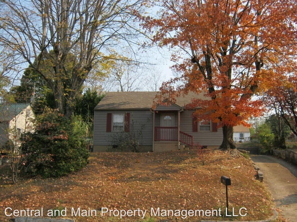 Primary Photo - 2 br, 1 bath House - 3018 South Haven