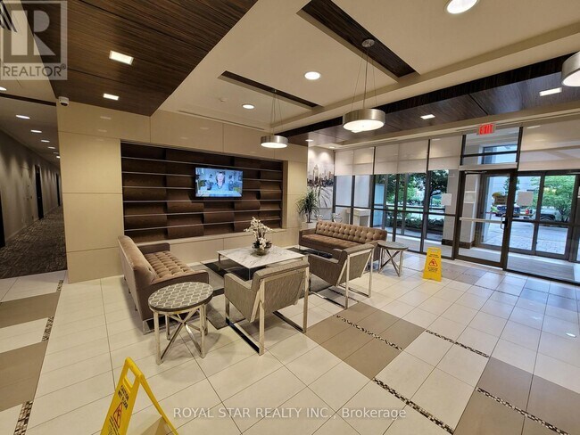 Building Photo - 339 Rathburn Rd W