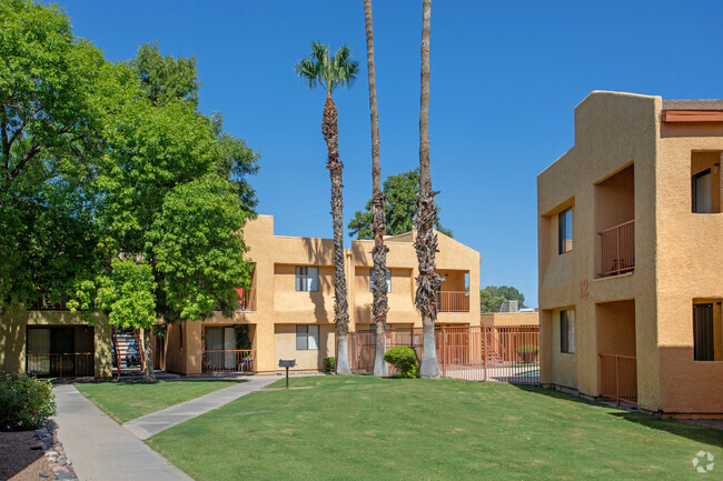 Building Photo - Mission Creek Apartments