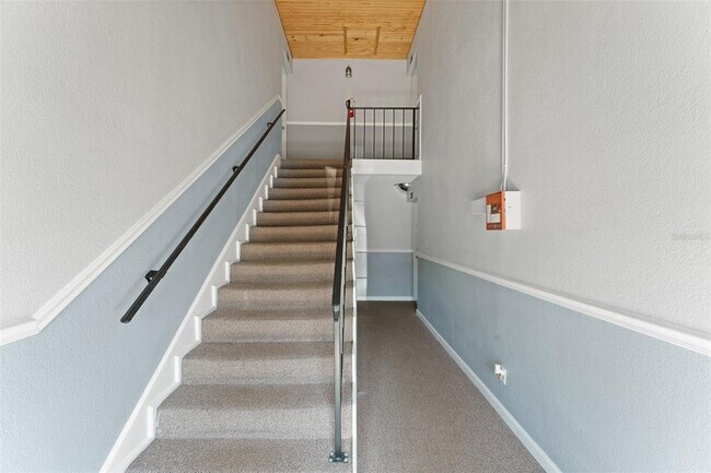 Foto del edificio - 225 Lewfield Cir
