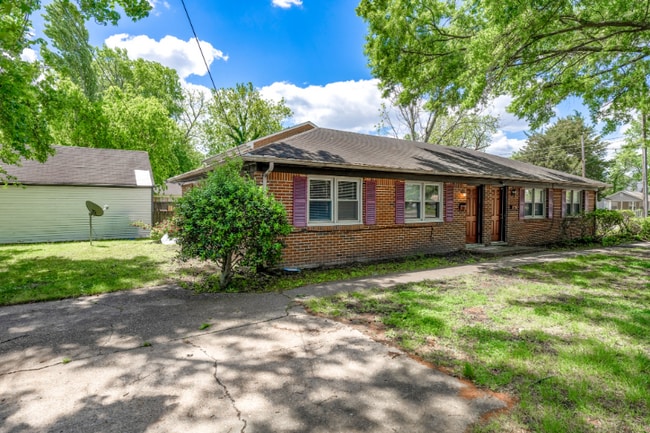 Building Photo - 8968 Tidewater Dr