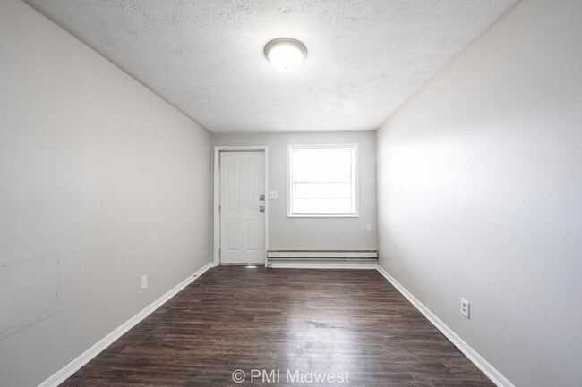 Building Photo - "Cozy 600 sq ft Studio Oasis in Avon – Your Perfect Minimalist Retreat!"