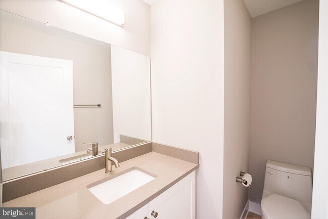 Foto del edificio - 129 S 49th St