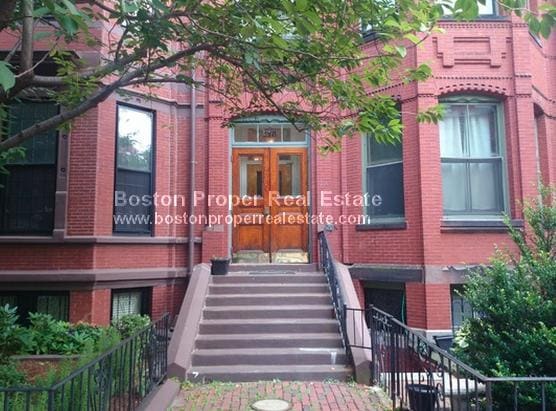 Building Photo - 178 Marlborough St