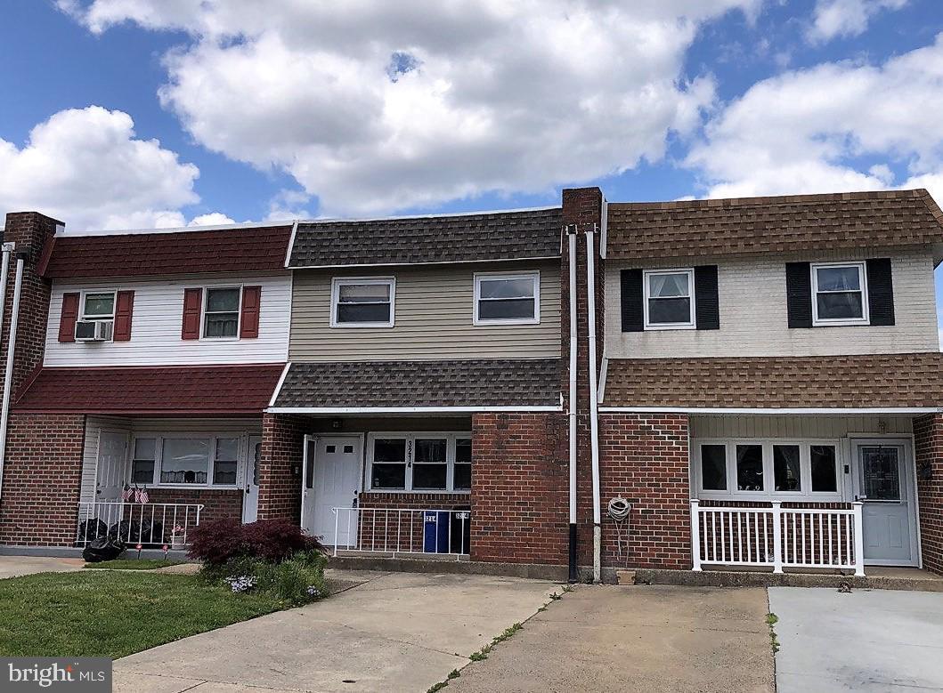 3214 Morning Glory Rd, Philadelphia, PA 19154 Townhome Rentals in