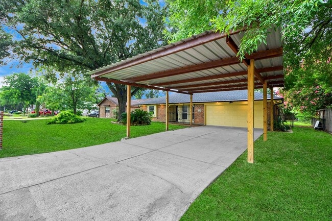 Building Photo - 12503 Foxburo Dr