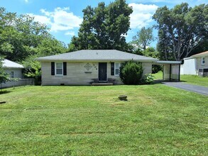 Building Photo - 504 Sunrise Ln