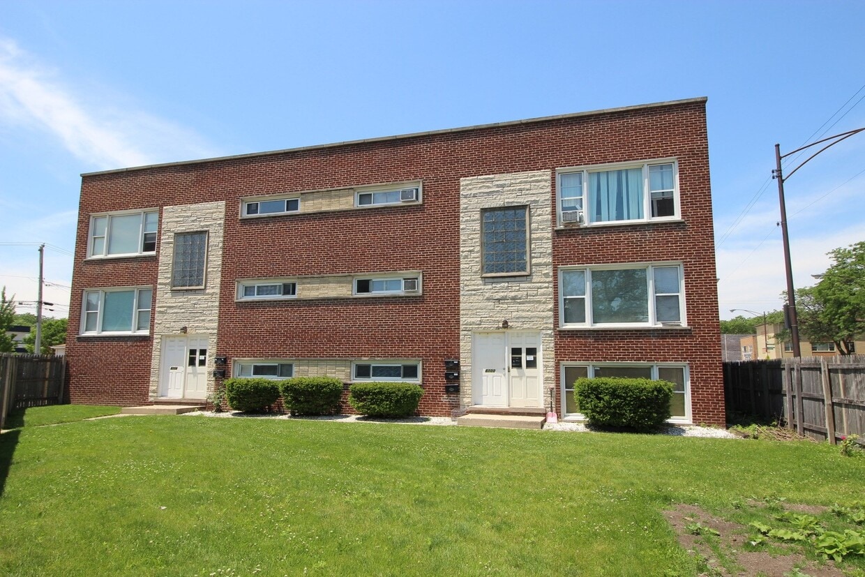 Primary Photo - 6100 W Miami Ave