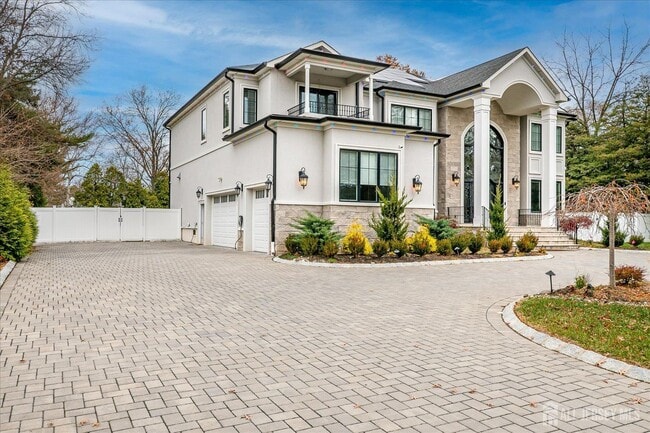 Foto del edificio - 3979 Park Ave