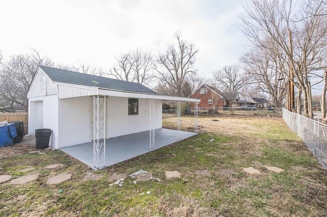 Building Photo - Spacious 4-Bedroom, 2-Bath Home with Garage, Side Parking & Private Backyard