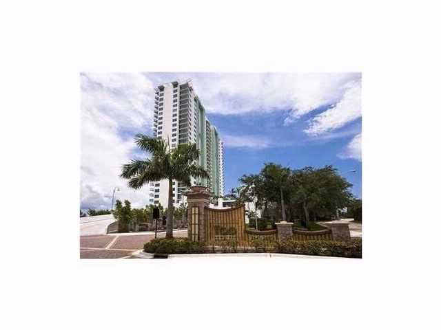 Primary Photo - 2640 S Flamingo Rd