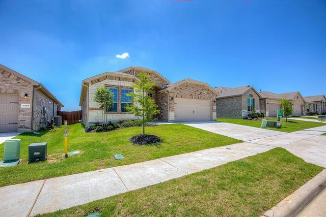 Building Photo - 2213 Dyre Dr
