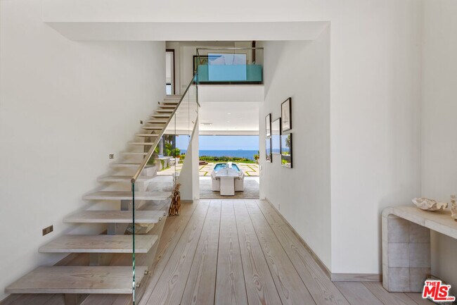 Building Photo - 32802 E Pacific Coast Hwy