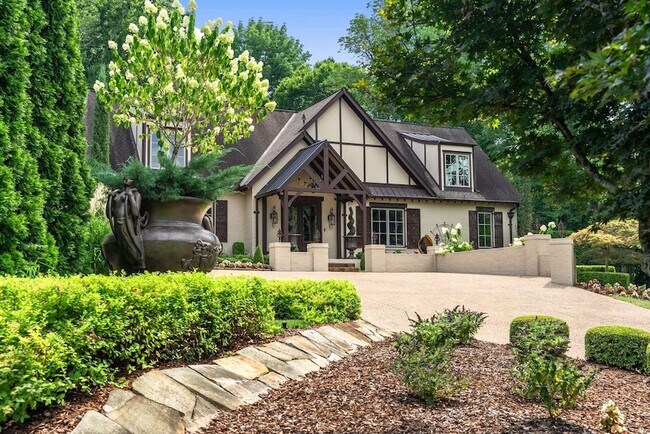 Foto del edificio - 3807 Harding Pl