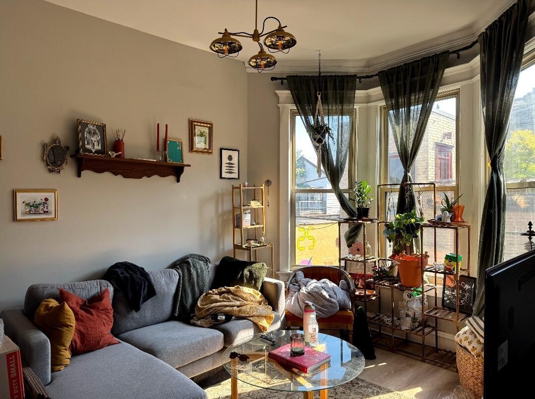Foto principal - 522 W National Ave